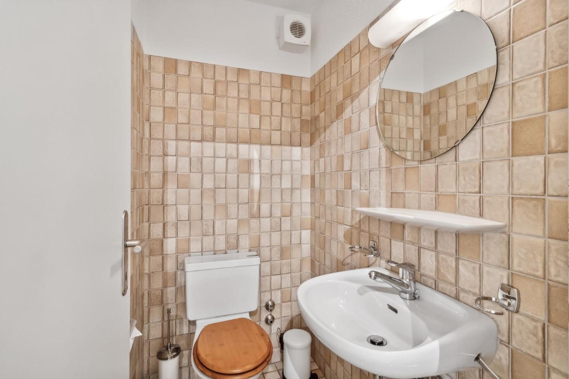 Spacious Apartment In Zürich Eksteriør billede